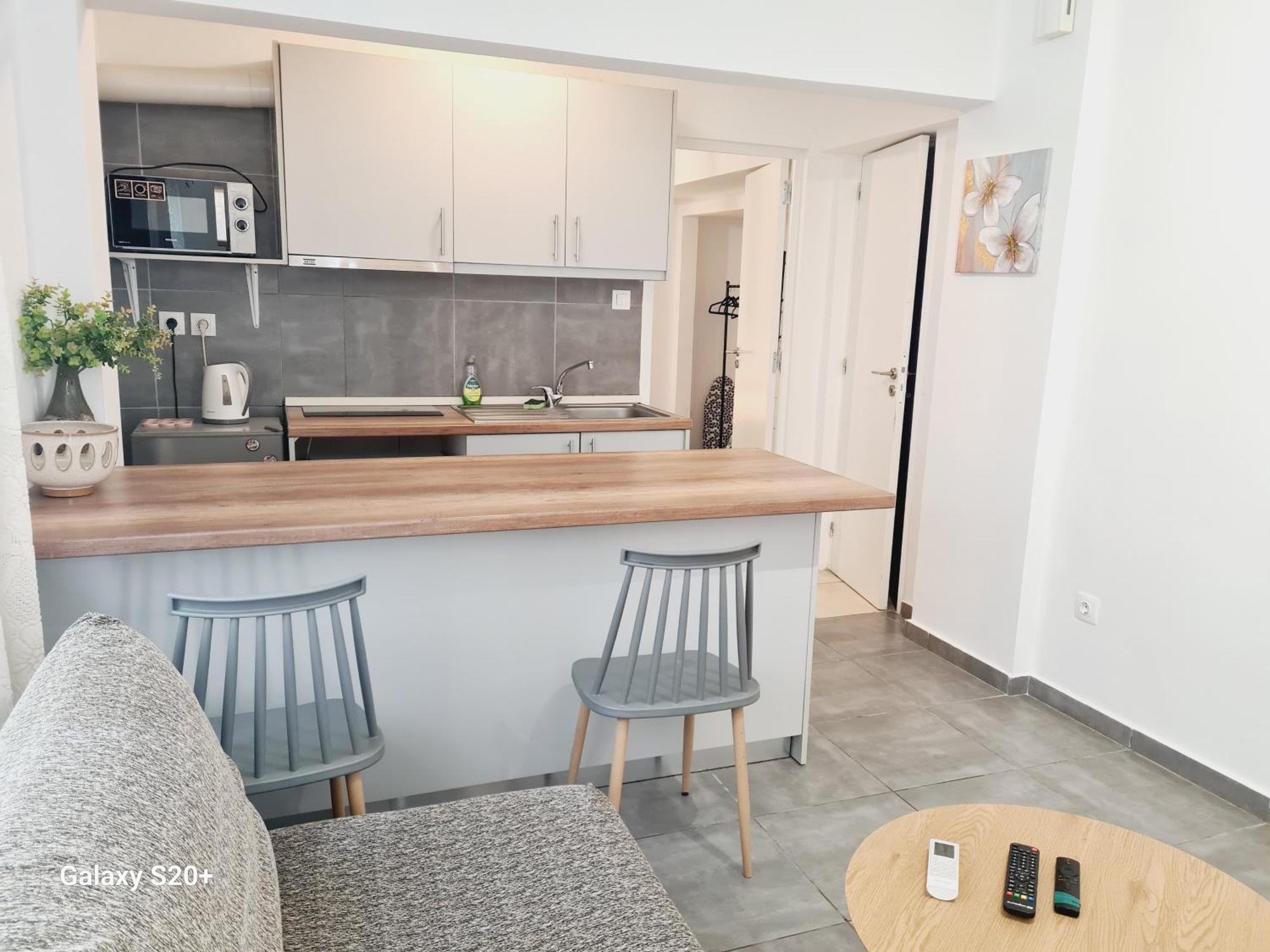 пластира Apartament